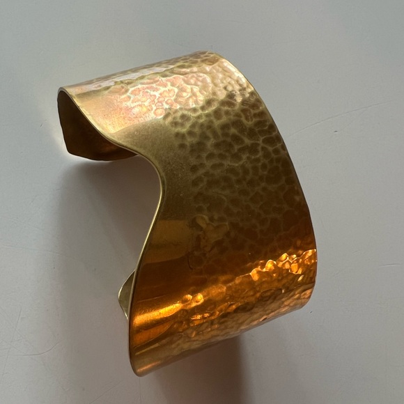 Hammered Brass Bangle - Vintage - Picture 1 of 2
